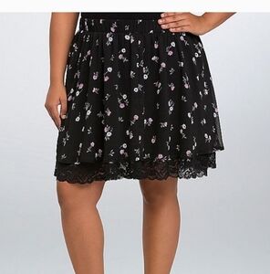 TORRID Floral Lace Lined Skater Skirt 2XL